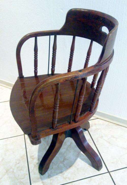 Captains chair - Cast iron mechanism - A beauty!!